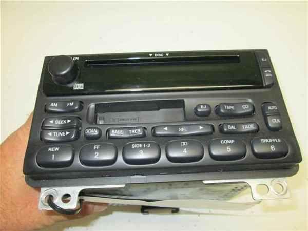 02 03 04 05 ford explorer cd cass player radio oem