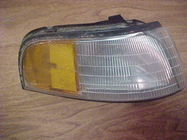 90-94 chevy lumina right hand side front turn signal lamp 