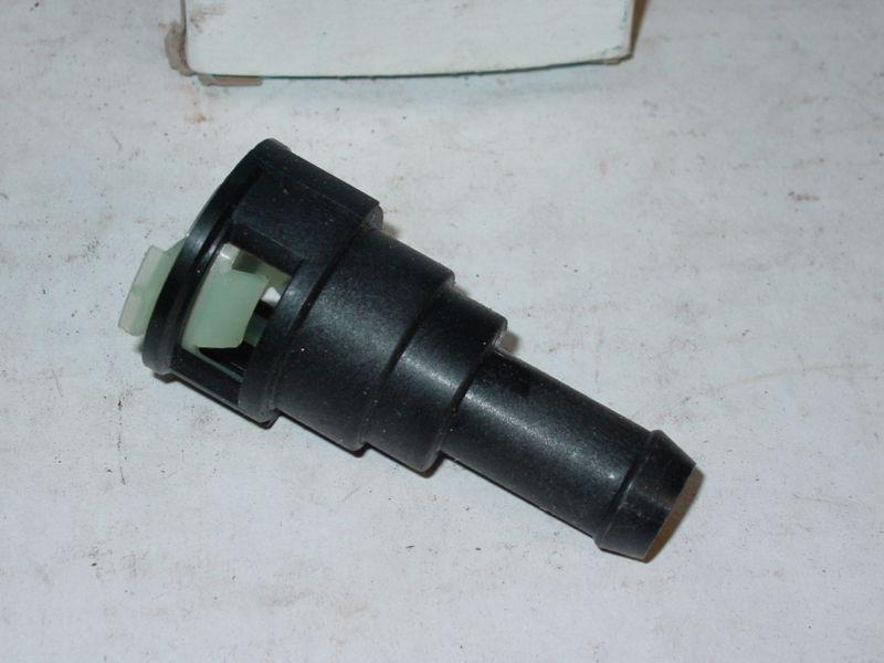 Ford nos heater hose fitting e69z-18d435-b