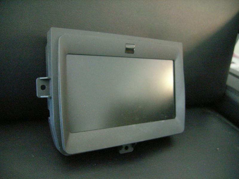 06-11 range rover sport headrest dvd screen oem 