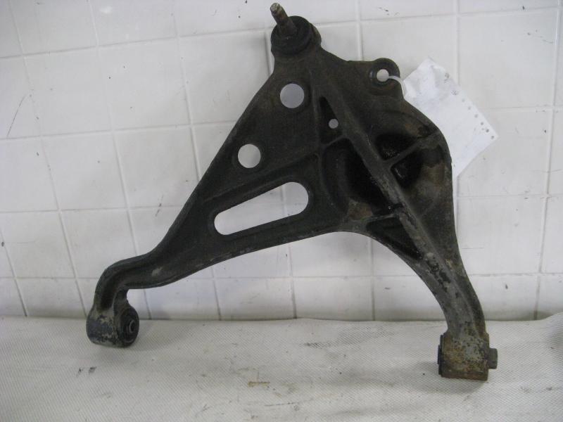 99 00 01 02 03 04 tracker l. left driver lh lower control arm front