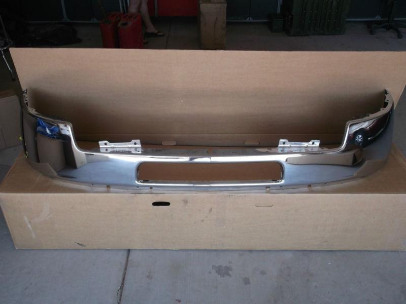  2011-2012 chevy silverado chrome front bumper f/b (oem)