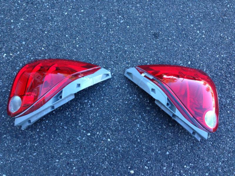 Nissan maxima tail light left or right