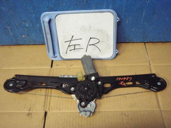 Mercedes benz c class 2000 rear left door regulator [8713420]