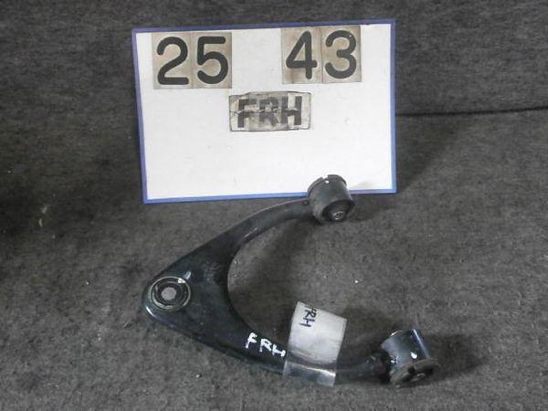 Toyota crown 2002 front right upper arm [4351730]