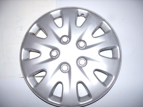 1 - kt 321 16&#034; silver replacement wheel cover - hub cap