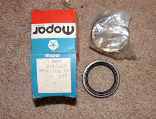 Nos 1962-1972 dodge,chrysler,plymouth wheel bearing/seal kit # 3744925