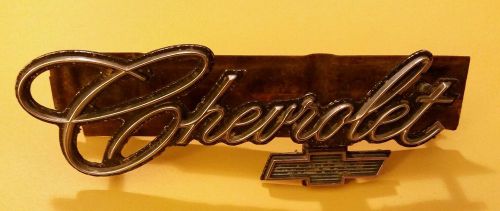 Vintage 1970 70 chevy chevrolet impala grill emblem script w/ bowtie 3979927