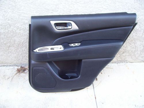 2014 nissan pathfinder right rear door black trim panel