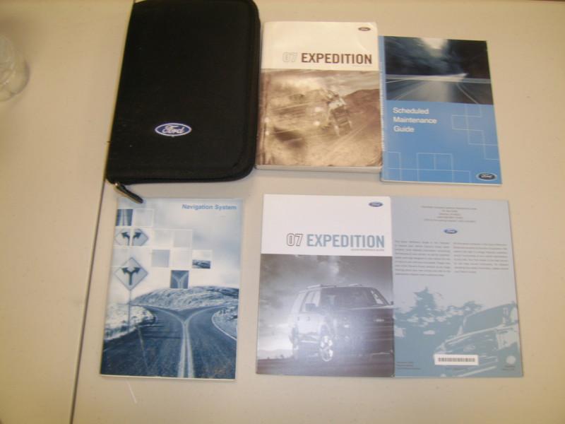 2007 ford expedition owner's manual set with case