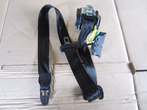 Front seat belt  vw touareg 04-07 passenger side rh 7l6857706d  black, working