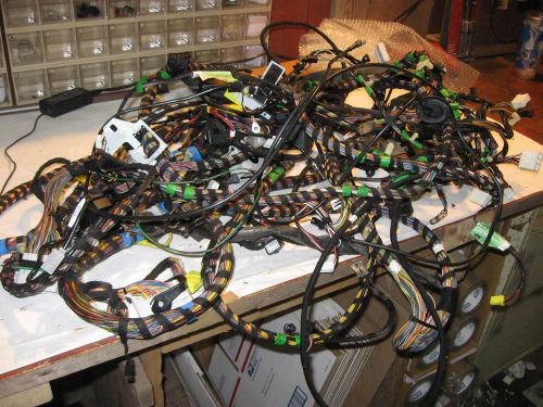 99 jaguar xj8  complete mid body harness uncut