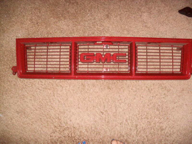 Gmc grille 1985 - 1990 chevy s10