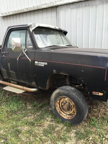 1986 doge power wagon