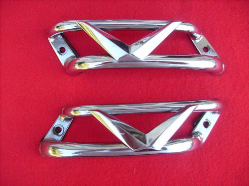 Obsolete genuine harley touring v-logo side covers trim rails 66034-96 road king