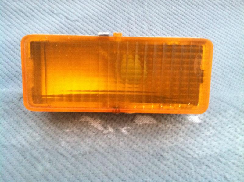 Ford mustang oem front turn signal light housing 1979 - 1986 rh or lh side 