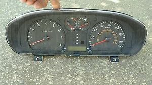 Hyundai sonata instrument/gauge cluster w/tach 2003,2004,2005 oem