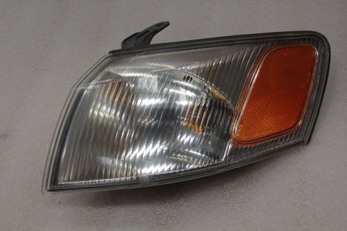 97 98 99 toyota camry oem lh left driver side corner lamp signal light