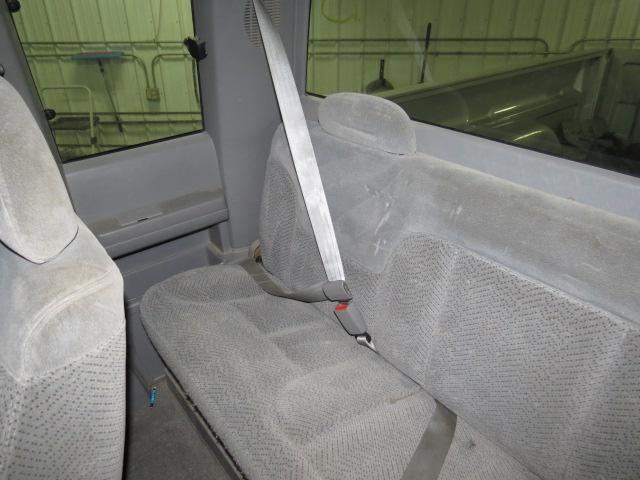 1996 gmc 1500 pickup rear seat belt & retractor only rh passenger gray