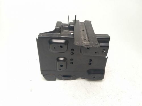 2011 nissan rogue battery tray