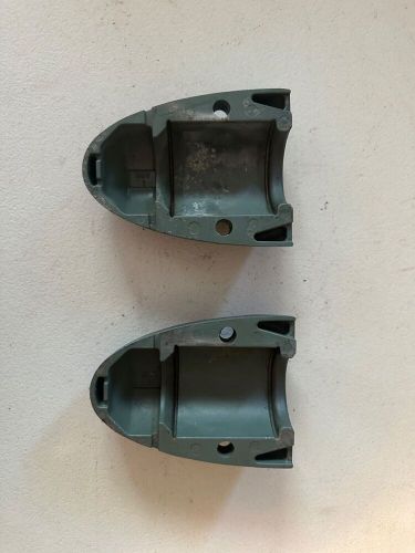 68v-44553-00-8d set of lower mount covers yamaha 115hp 4 stroke outboard