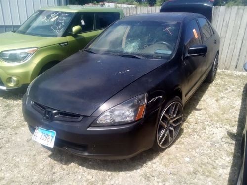 Trunk/hatch/tailgate sedan without spoiler fits 03-04 accord 280292