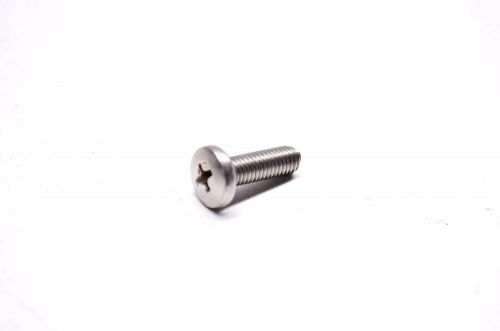 Kawasaki 92009-3789 screw 5x16 qty 1