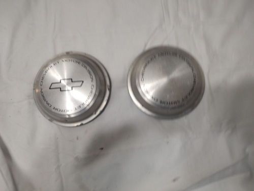 Set of two (2) 1991-1996 chevy chevrolet caprice wheel center caps oem