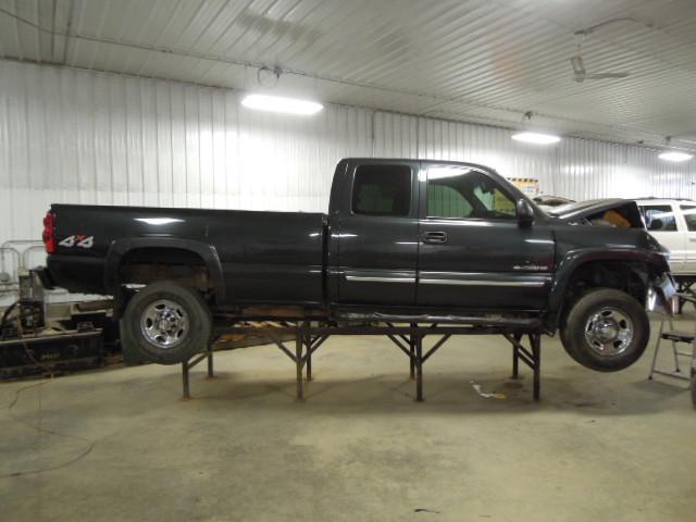 Buy 2004 CHEVY SILVERADO 2500 PICKUP REAR OR BACK DOOR RIGHT in ...