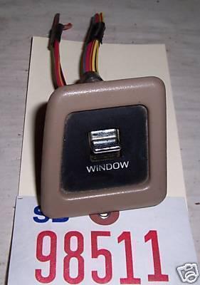 Mercury 93 grand marquis window switch right/rear 1993