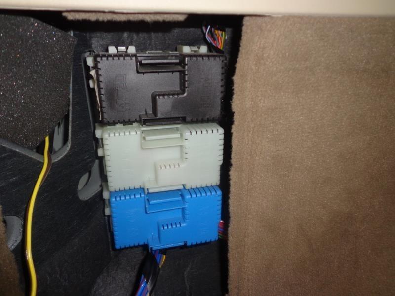 08 volvo v70 fuse box 849680