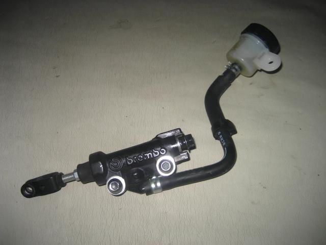 09 yamaha fz6 r rear brake master cylinder 572