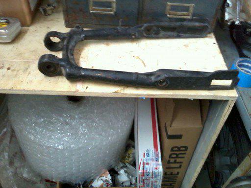 Stock harley sportster round swing arm part# 47607-52