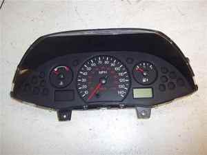 2005 focus speedometer. no tach. miles unknown. oem.