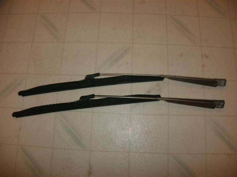 1976 77 78 79 80 volare aspen windshield wiper arms with snow blades