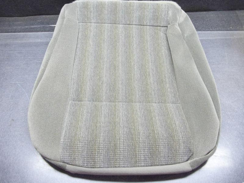 New genuine nissan 87320-9e602 seat cover