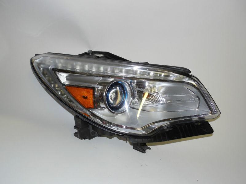 2013 buick enclave oem right xenon headlight nice!