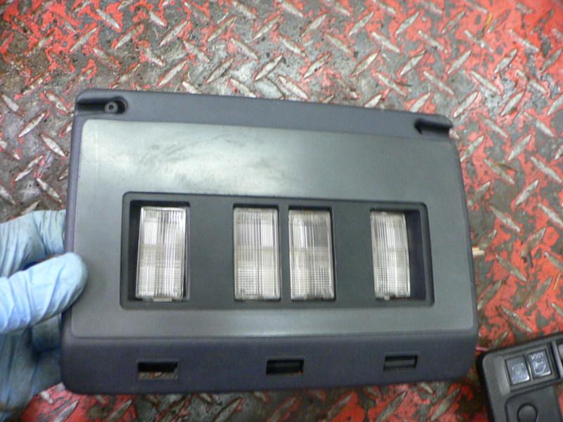 84 pontiac fiero upper interior light console part