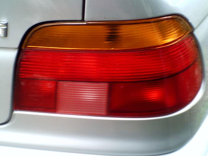 Oem e39 right rear tail light 528i