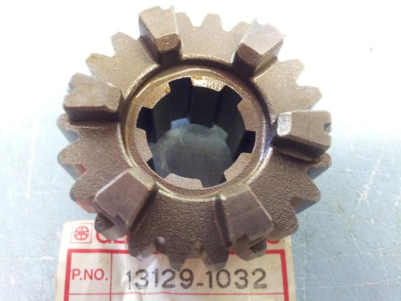 Kawasaki kz750 gpz750 kz650 z 650 1976-1984 3rd drive gear 13129-1032 nos