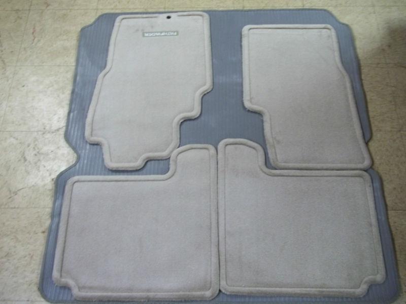 New genuine nissan 999e2xn000be floor mats