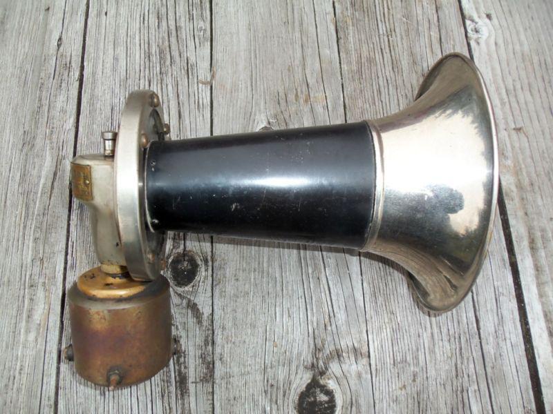 Brass klaxon klaxonet oogah horn antique car model t ford 1908 1909 1910 ahoogah