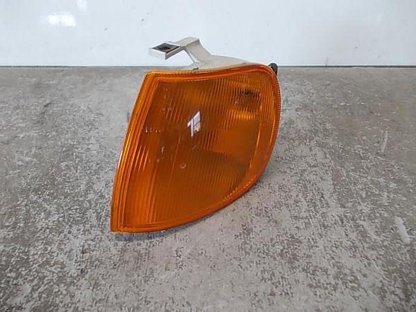 Volkswagen polo 2000 left clearance lamp [5611100]