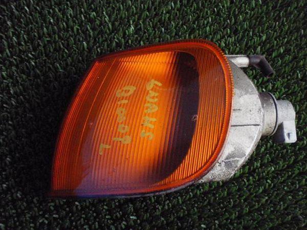 Volkswagen polo 1996 left clearance lamp [0911100]