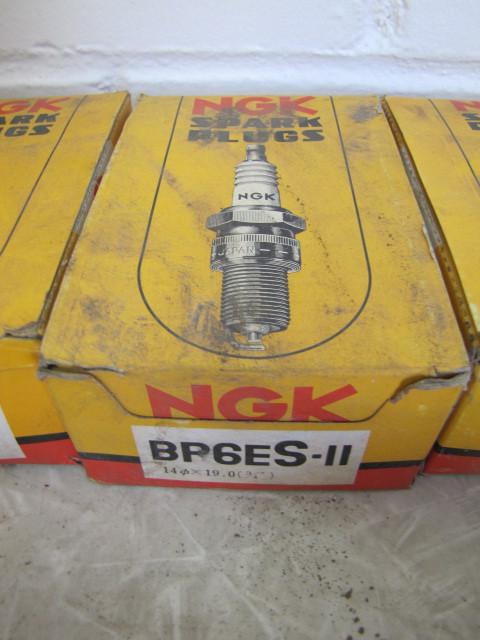 Vintage nos ngk spark plugs p/n bp6es-ll for motorcycle