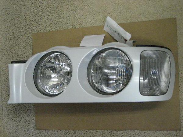 Nissan cedric 1995 left head light assembly [0210900]