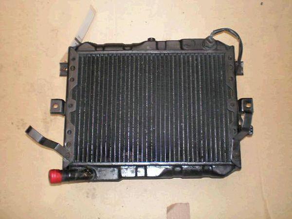 Nissan homy 1990 radiator [0120400]