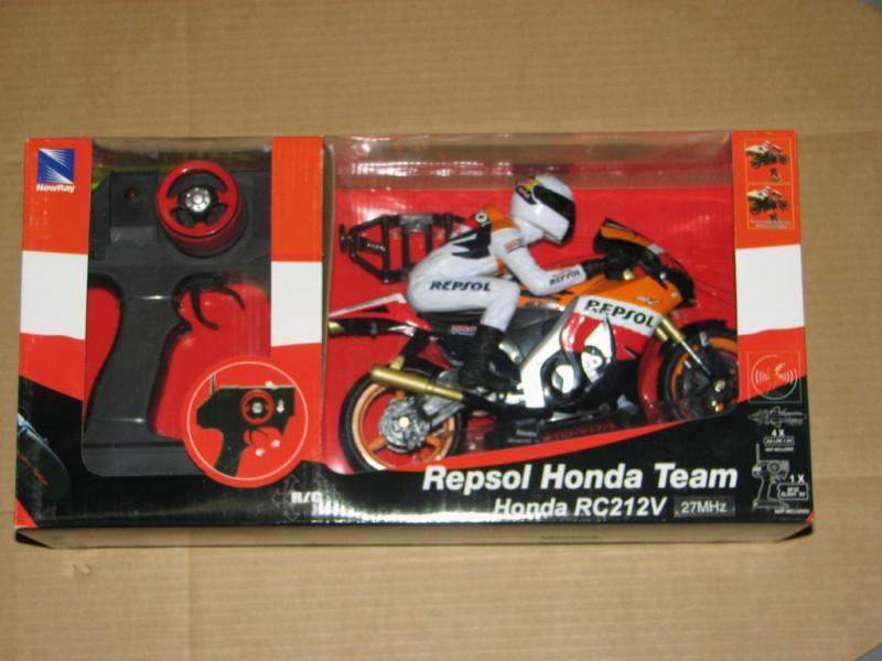 New ray 1:9 remote control honda repsol 2009 rc 212 v #3 dani pedrosa