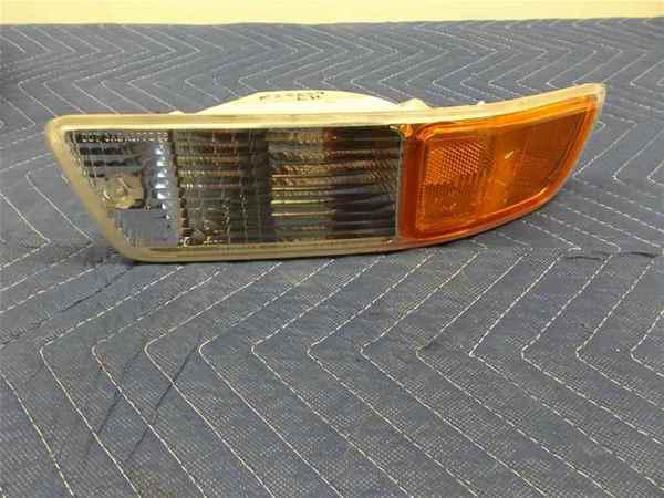 1996-1997 toyota rav-4 front running lamp lh oem lkq