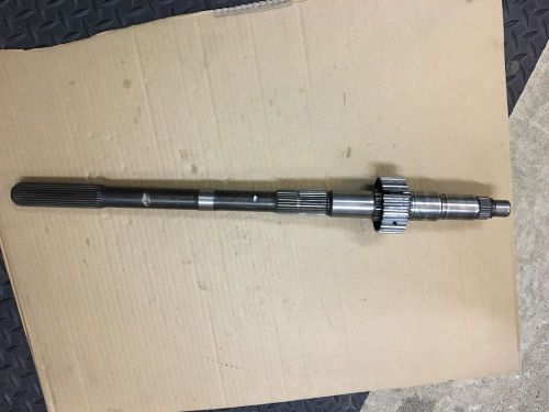 Damaged borg warner tremec  ford mustang t5 world class main shaft output